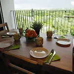 Debina Z Widokiem Apartamento